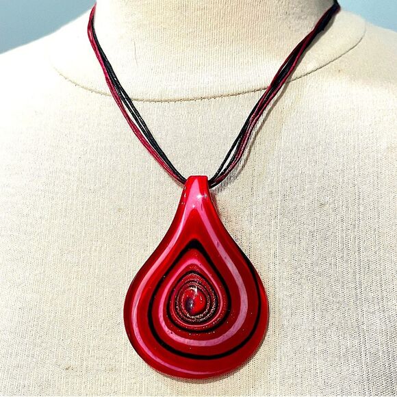 Handmade Red Teardrop Glass Pendant Necklace - Picture 1 of 4